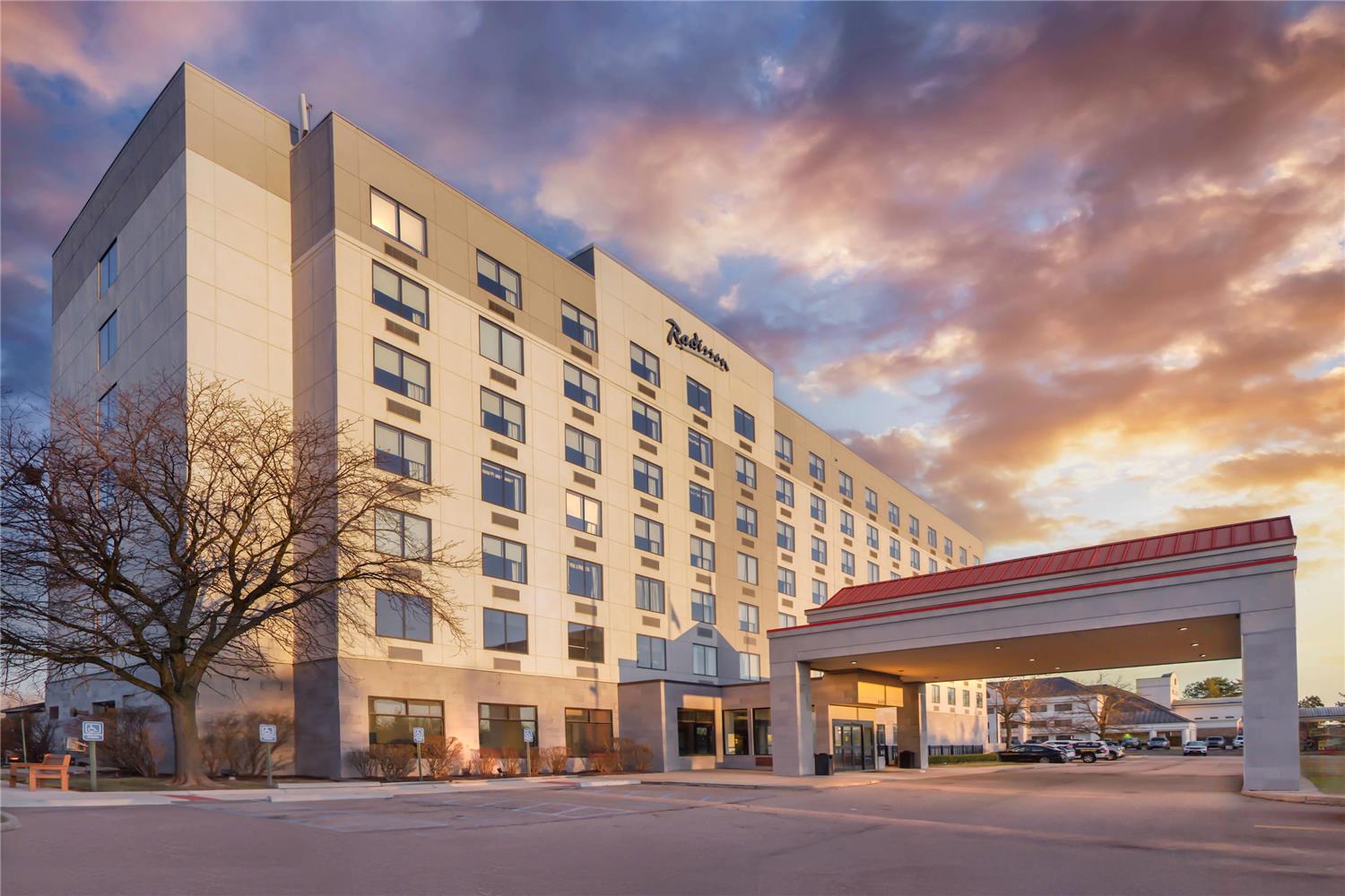 Radisson Hotel Detroit Metro Airport 1/22