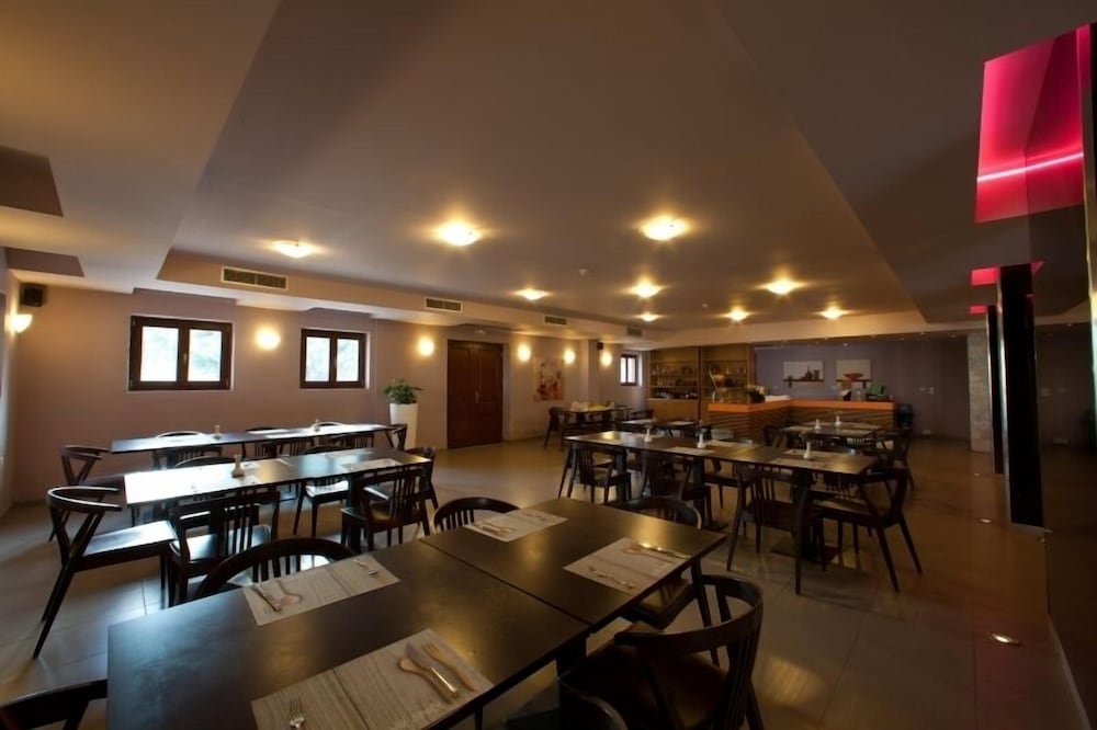 AKTAION RESORT 34/52