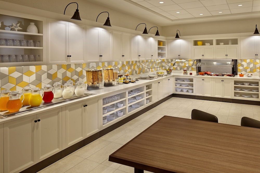 Hyatt Place Warwick/Providence Airport 46/58