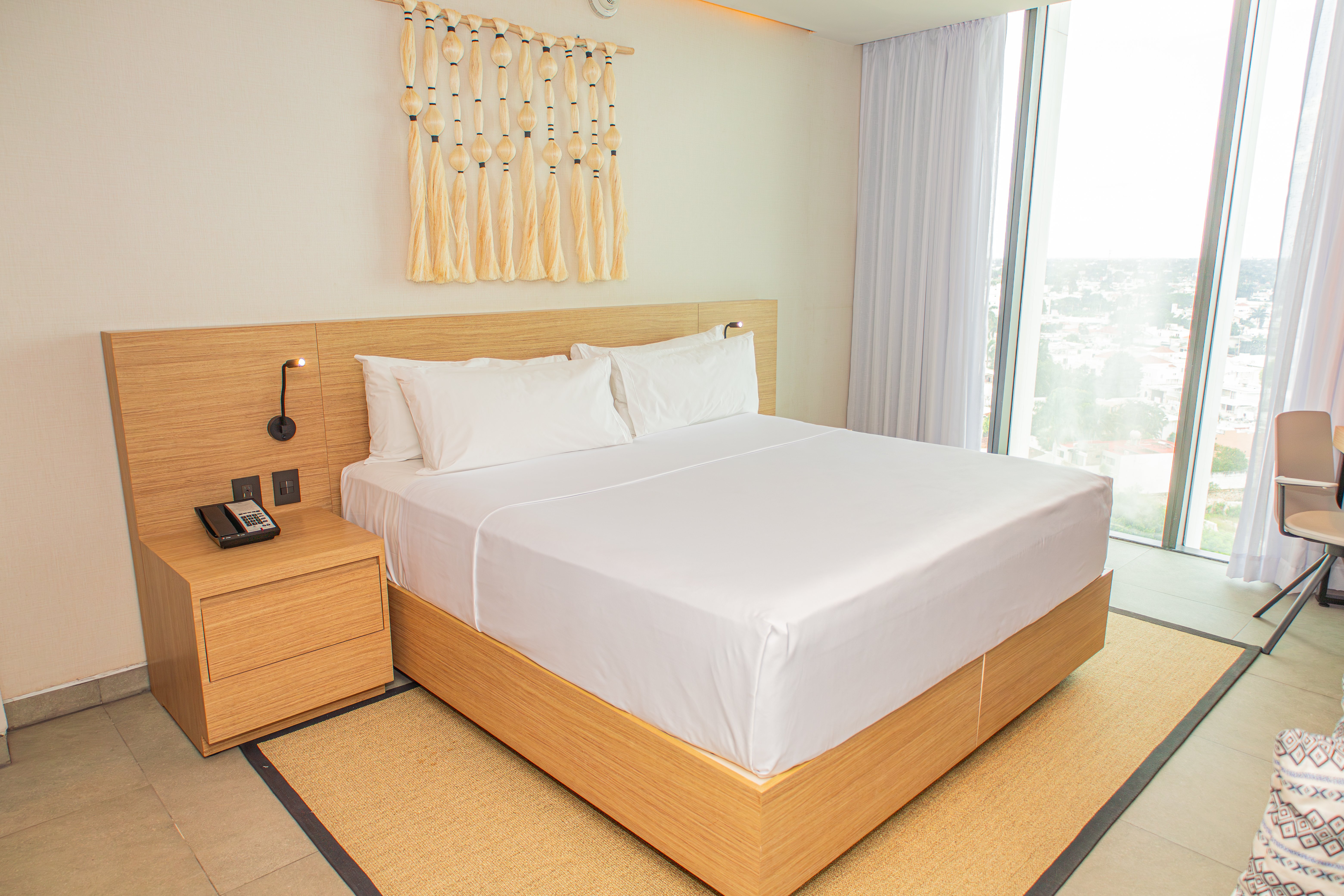 Premium, King Bed, City View