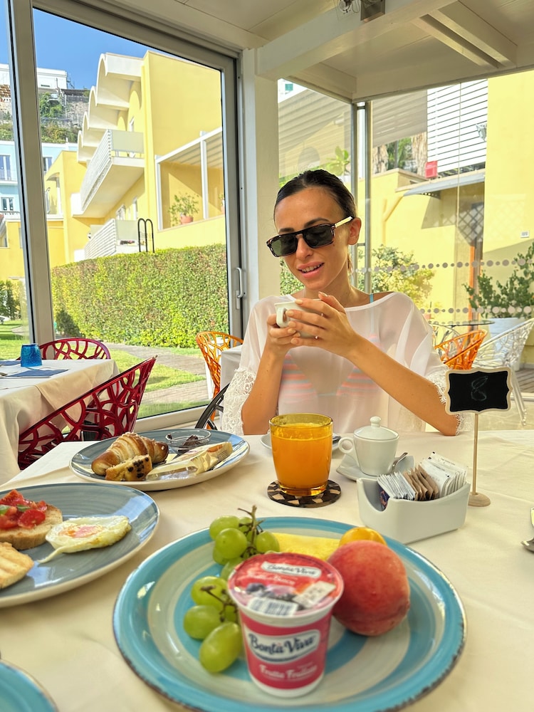 Marina 10 Boutique Design Hotel 29/46