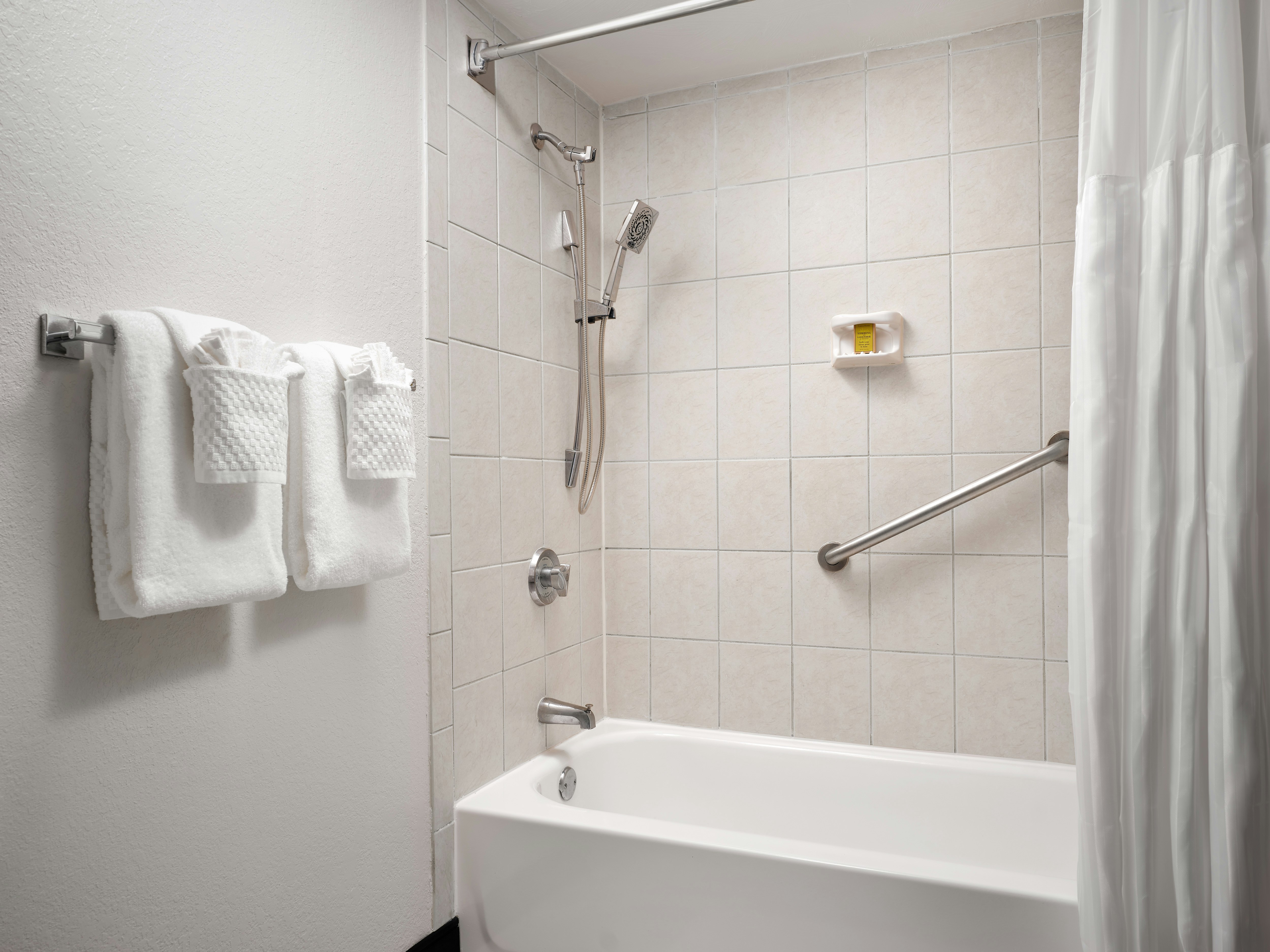 Hilton Garden Inn Cocoa Beach Oceanfront 78/79