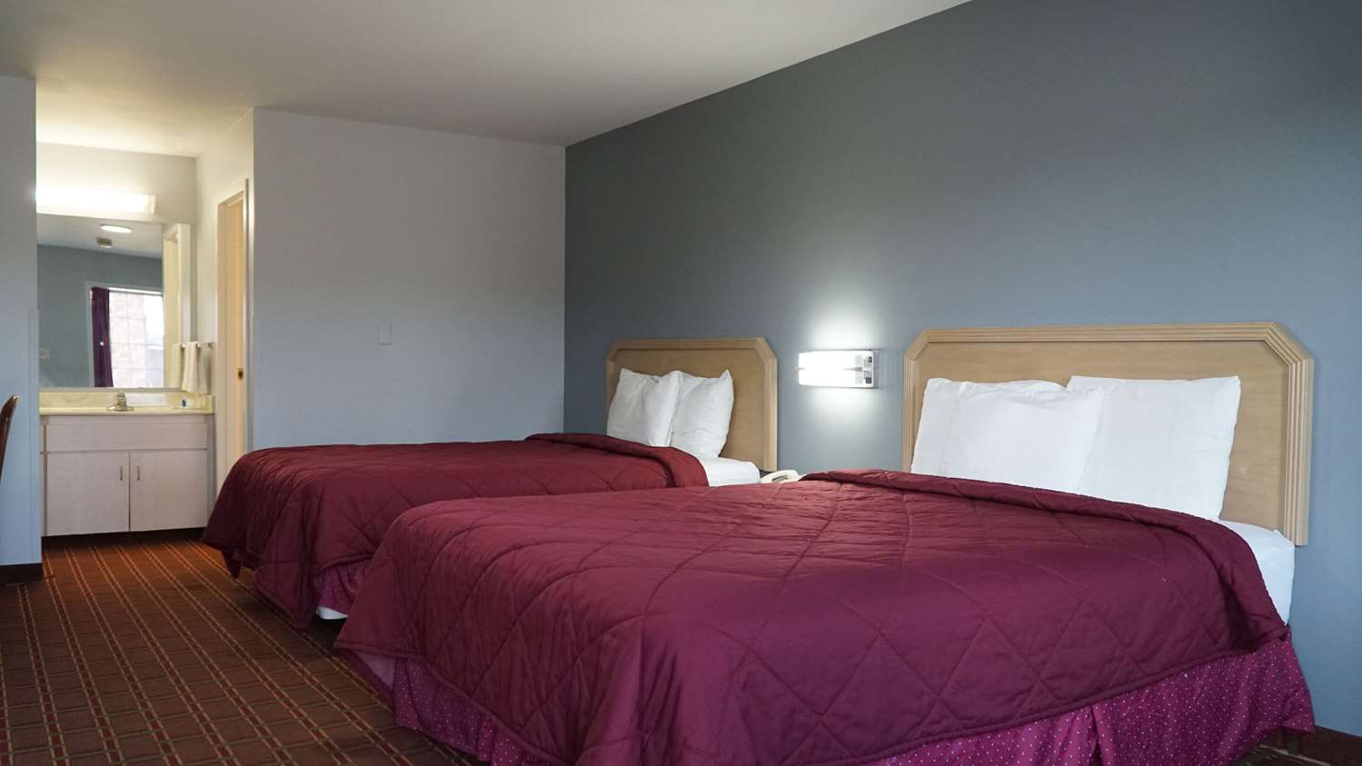 Room, 2 Queen Beds, Smoking