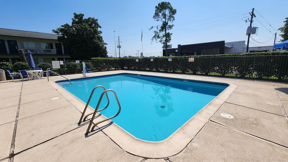 Motel6 Conroe, TX 42/63