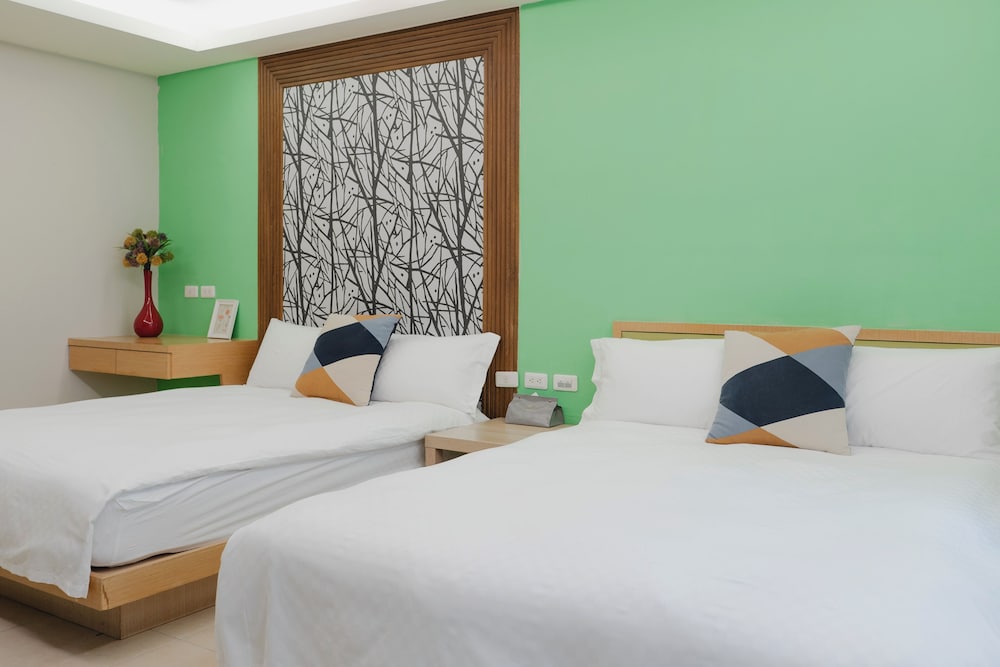 Lj Hotel 13/65