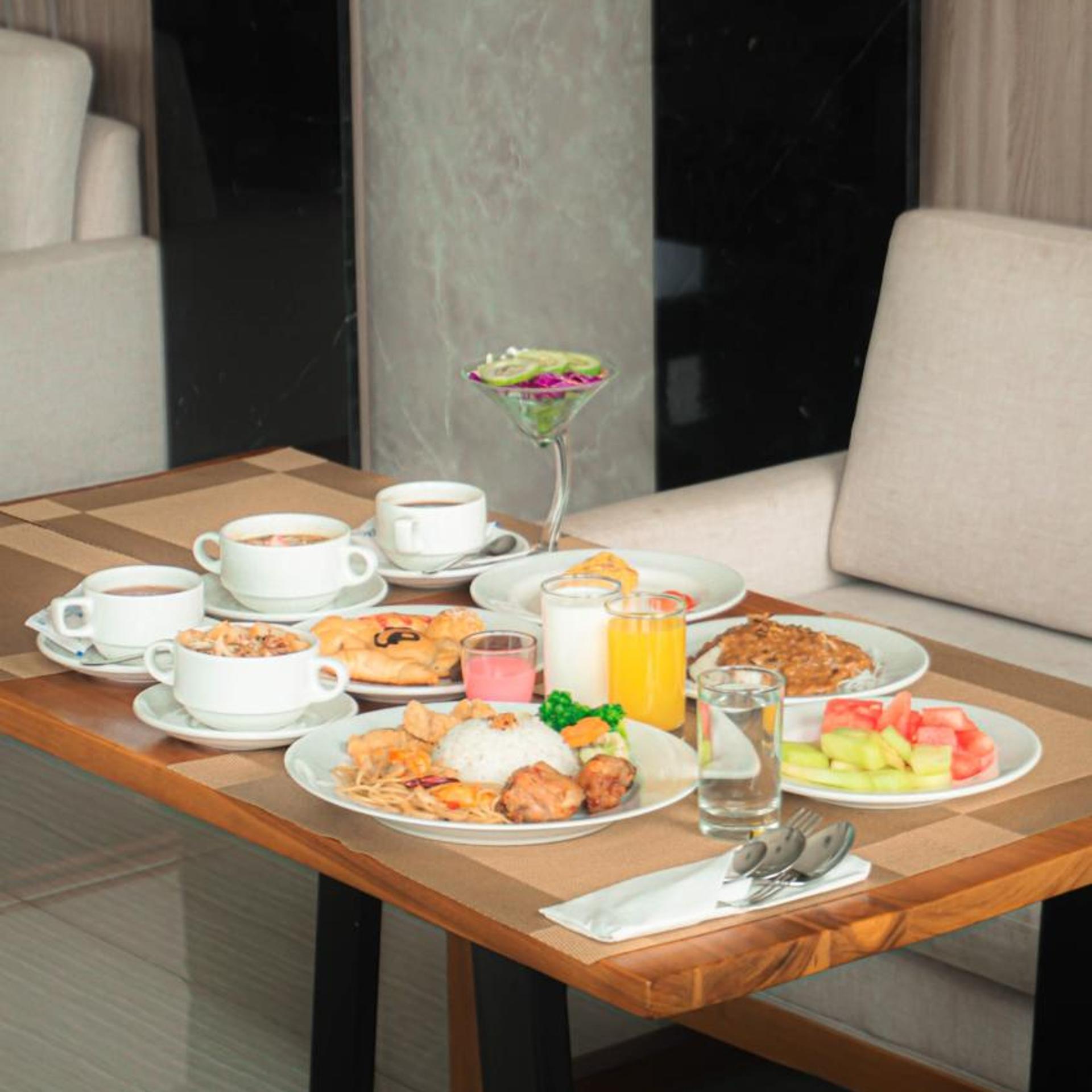 Azana Asia Hotel Cilacap 26/38