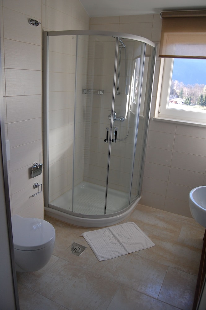 Hotel Mangart 36/38