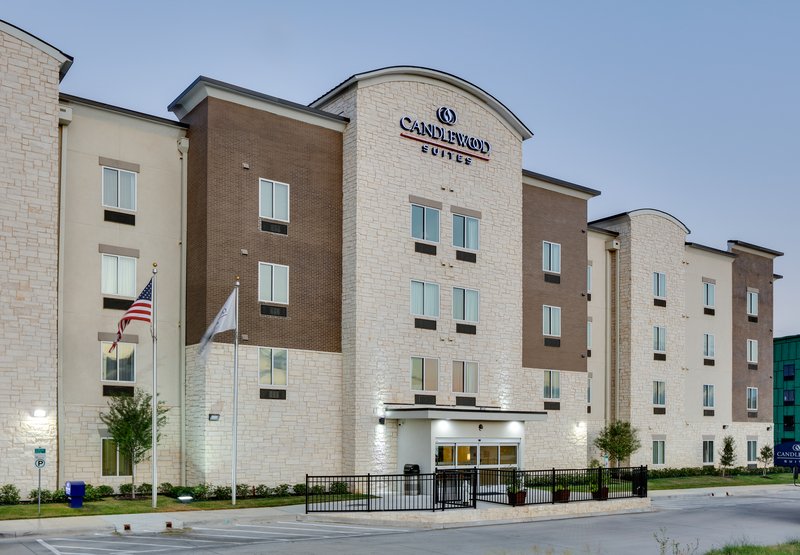 Candlewood Suites Dallas NW Farmers Branch 7/55
