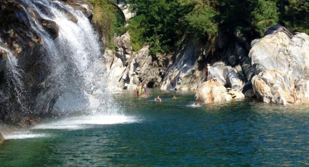 Hotel Al Fiume 25/50