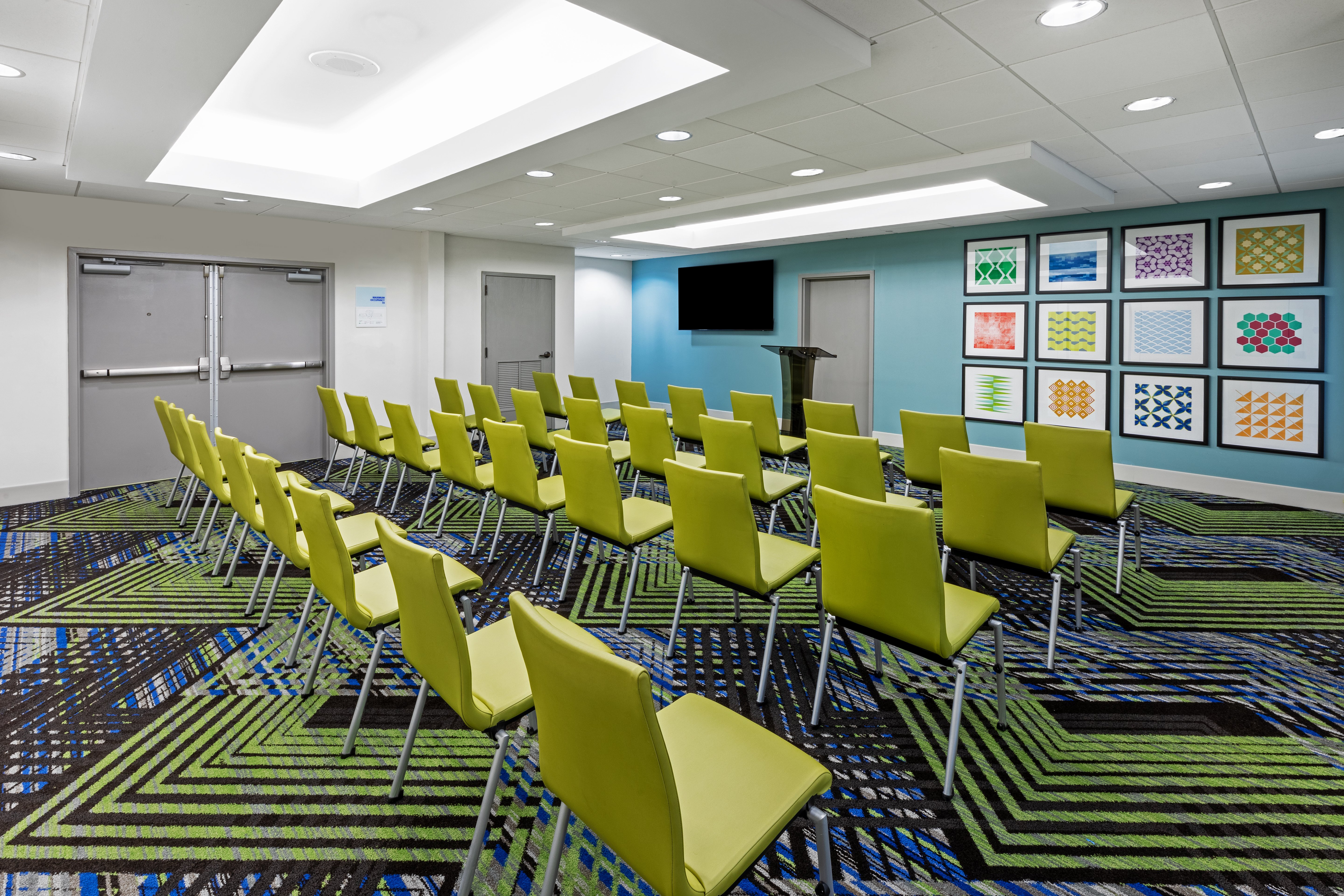 Holiday Inn Express & Suites Sulphur (Lake Charles) 41/50