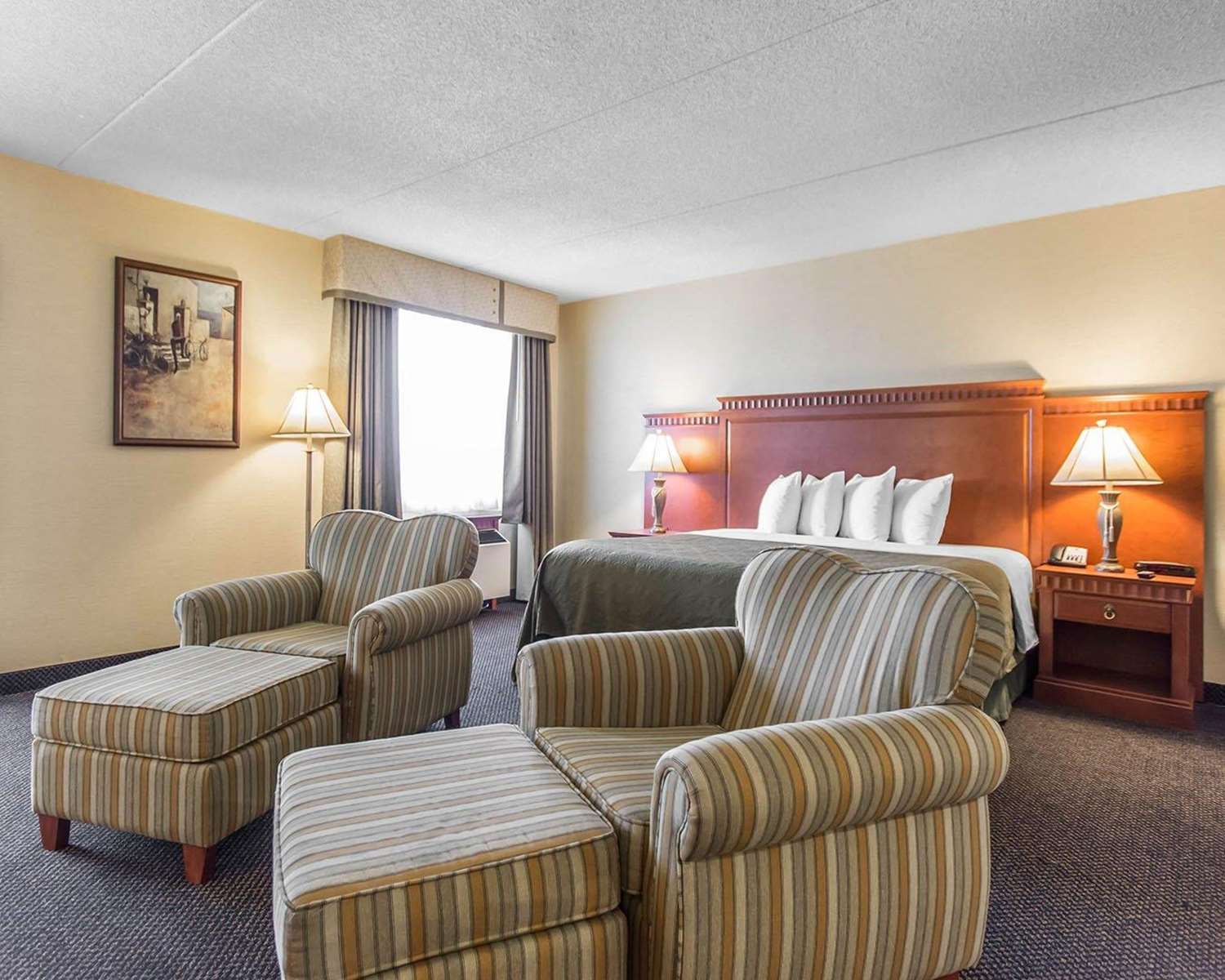 Suite, King Bed