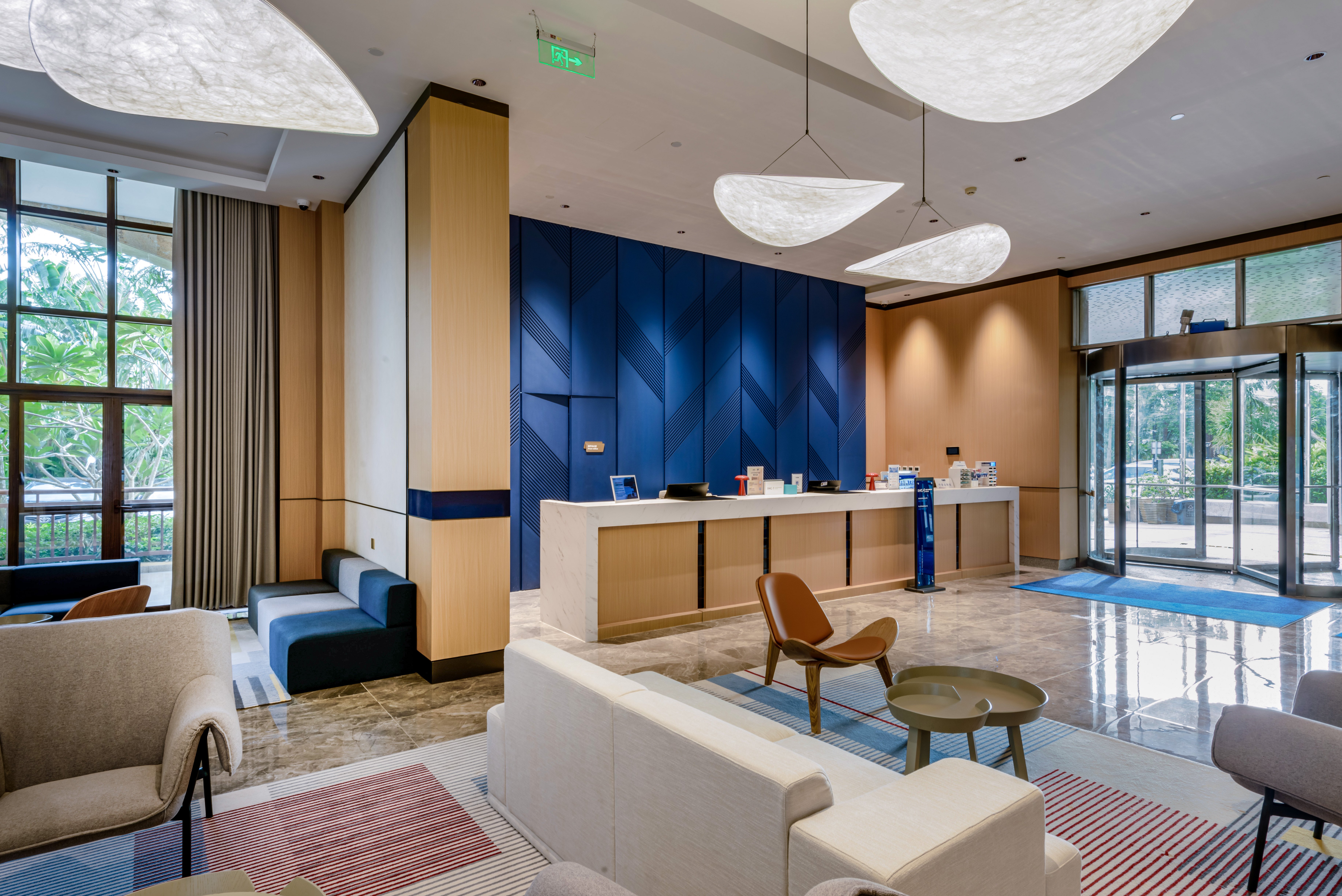 HOLIDAY INN EXPRESS HAIKOU WEST COAST 23/50