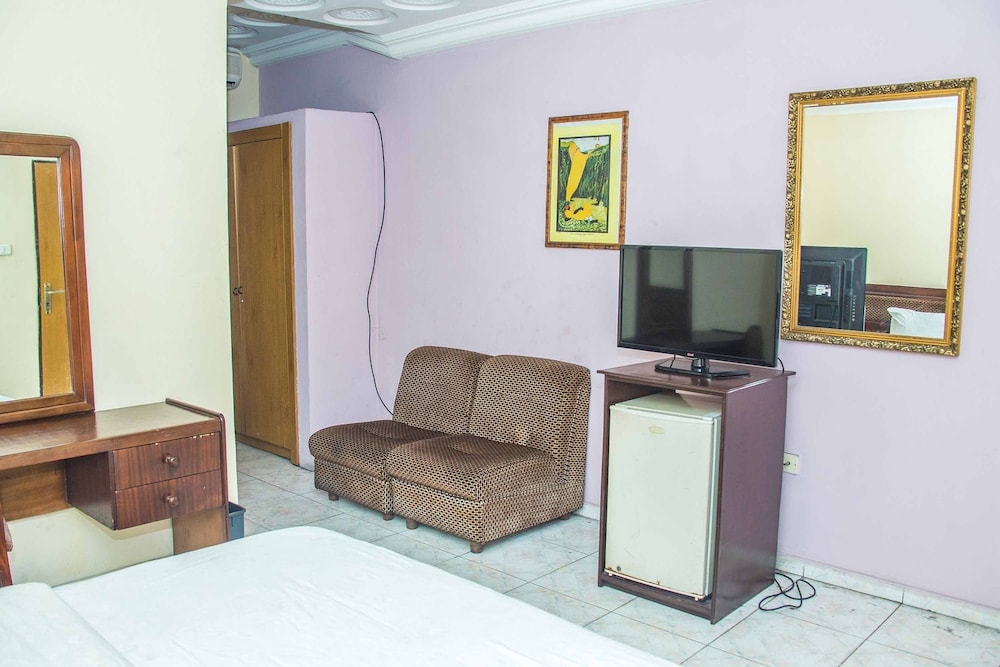 Muriela Hotels 27/45