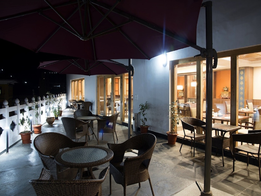 City Hotel Thimphu 46/50