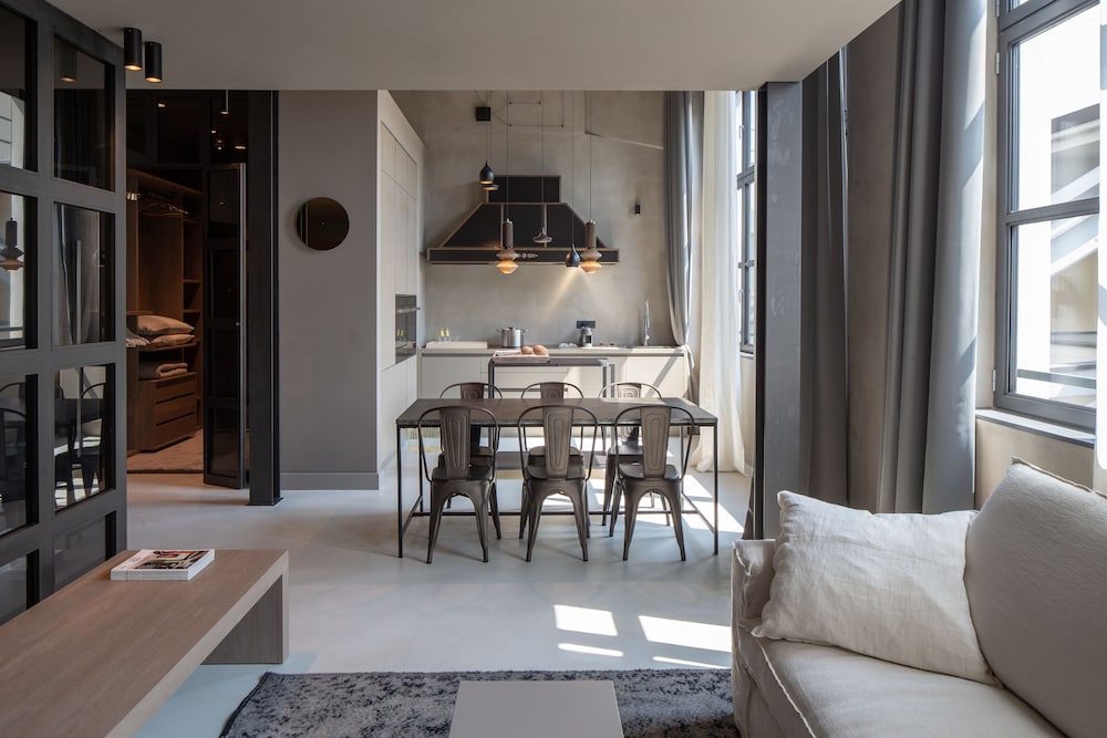Edit Lofts 38/65