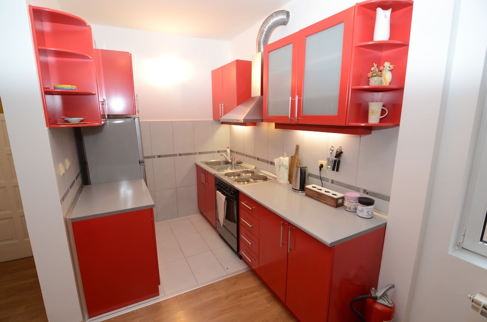 Maritimo Apartments 50/50