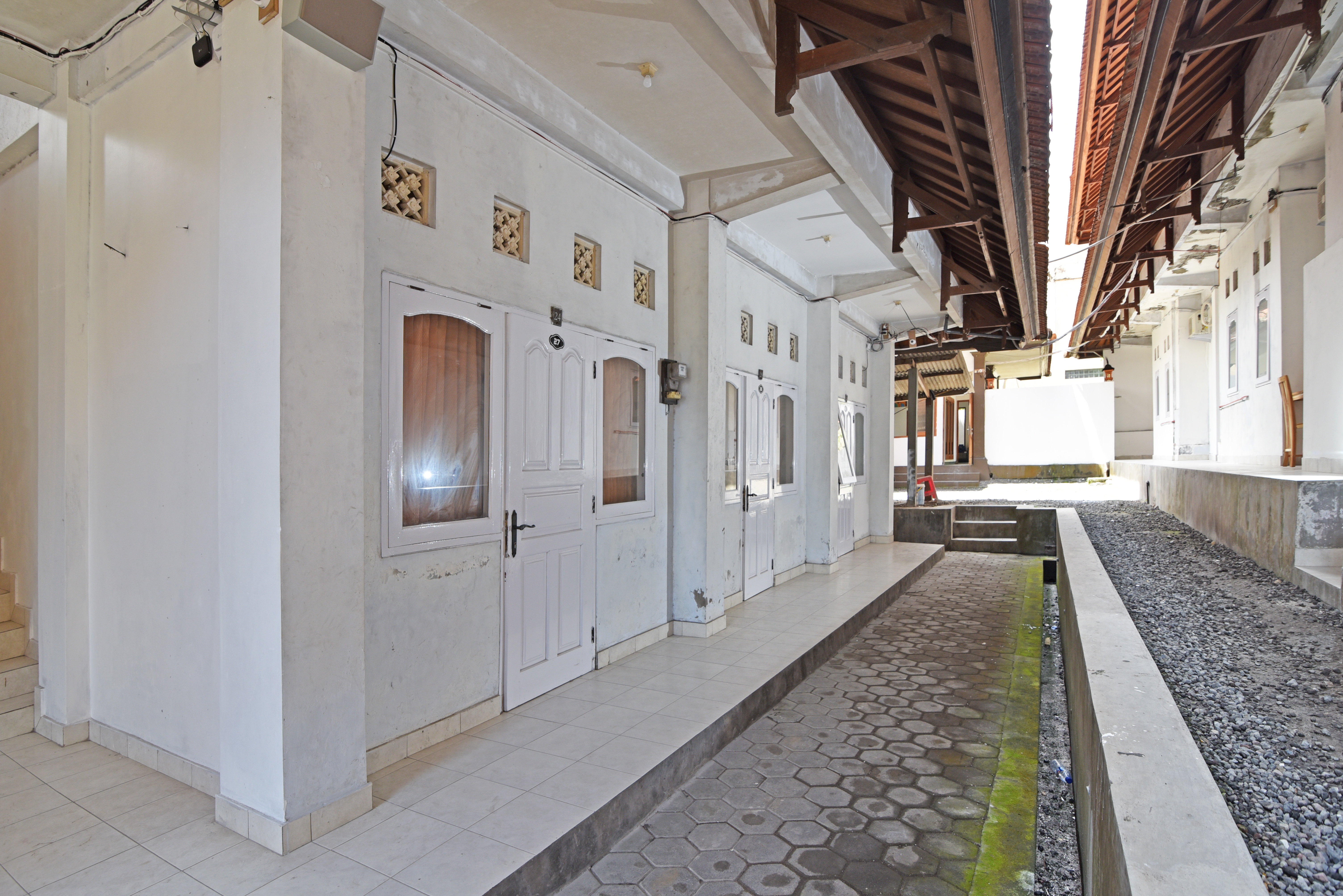 RedDoorz @ Jalan Gatot Subroto Denpasar 2/31
