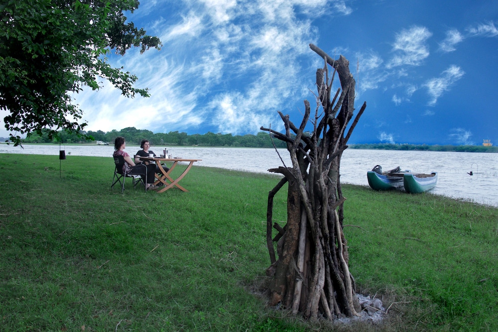 The Yala Camping 16/32