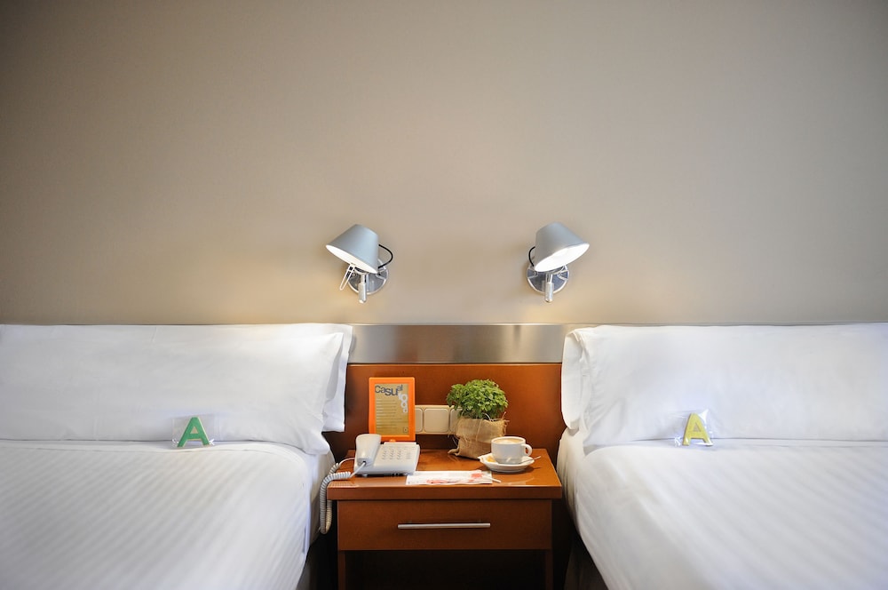 Tres Torres Atiram Hotel 9/28