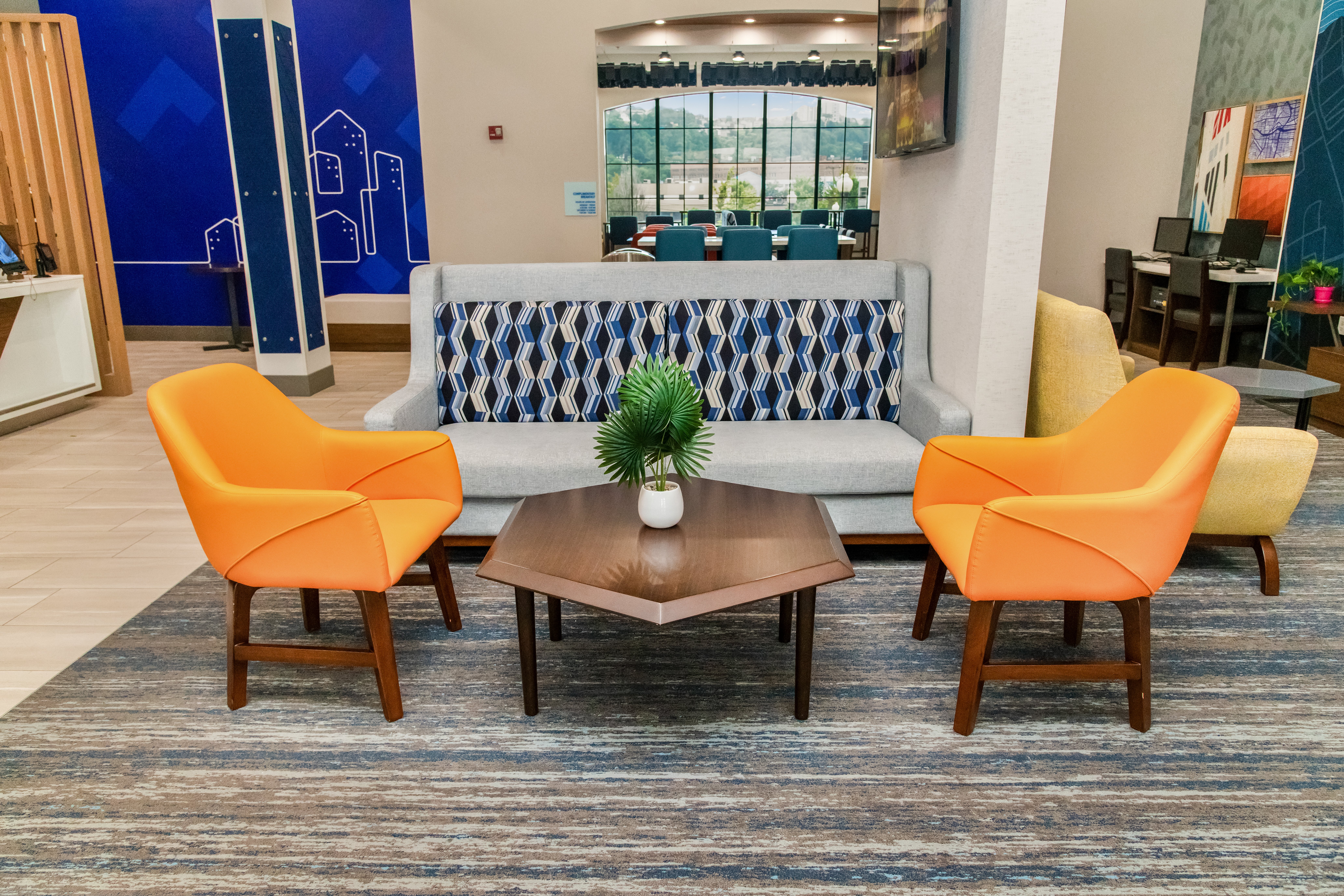 Holiday Inn Express Hotel Suites Pittsburgh South Side 50/67