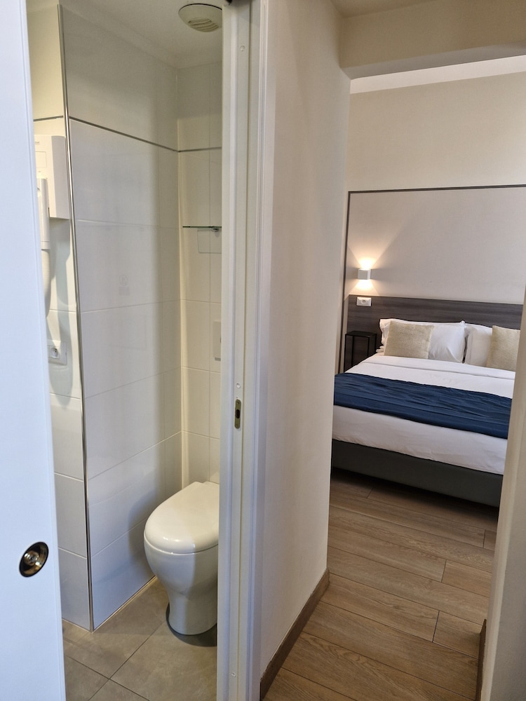 Boutique Hotel Neptune Nice 28/30