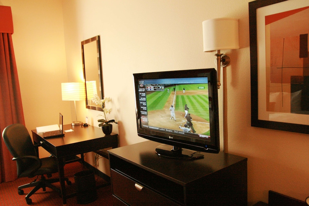 Hampton Inn Suites Phoenix Chandler Fashion Center Az 33/36