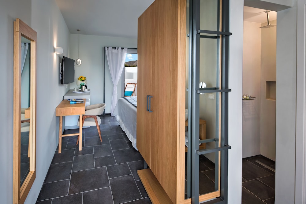 Meltemi Excelsior Suites And Spa 31/31