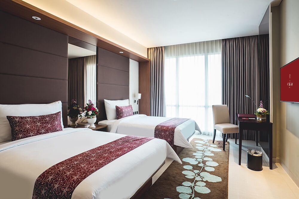 THE MARGO HOTEL 26/67