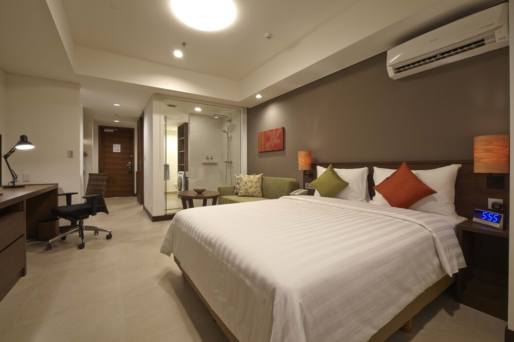 Axia South Cikarang Service Apartment 22/75