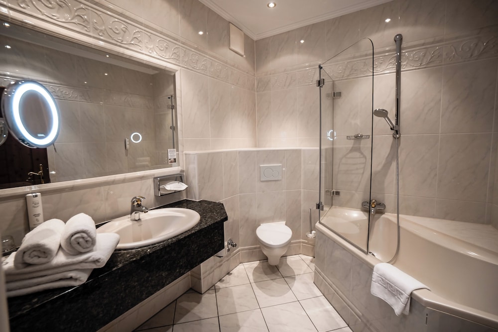 Deluxe, Double Bed, Hubertushof 7/7