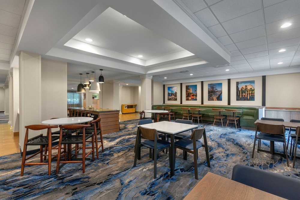 Fairfield Inn Suites Elizabeth City 28/43