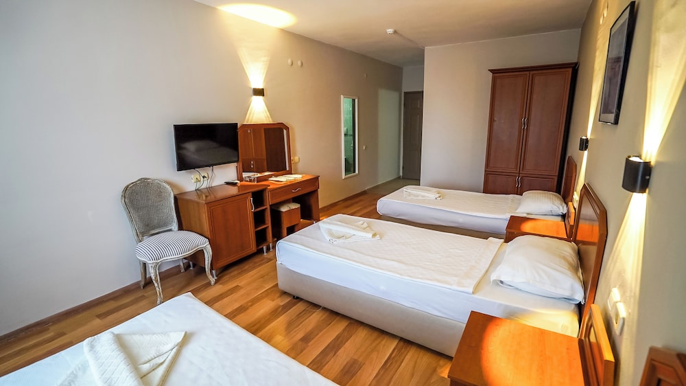 Nex Royal Beach Hotel 14/41