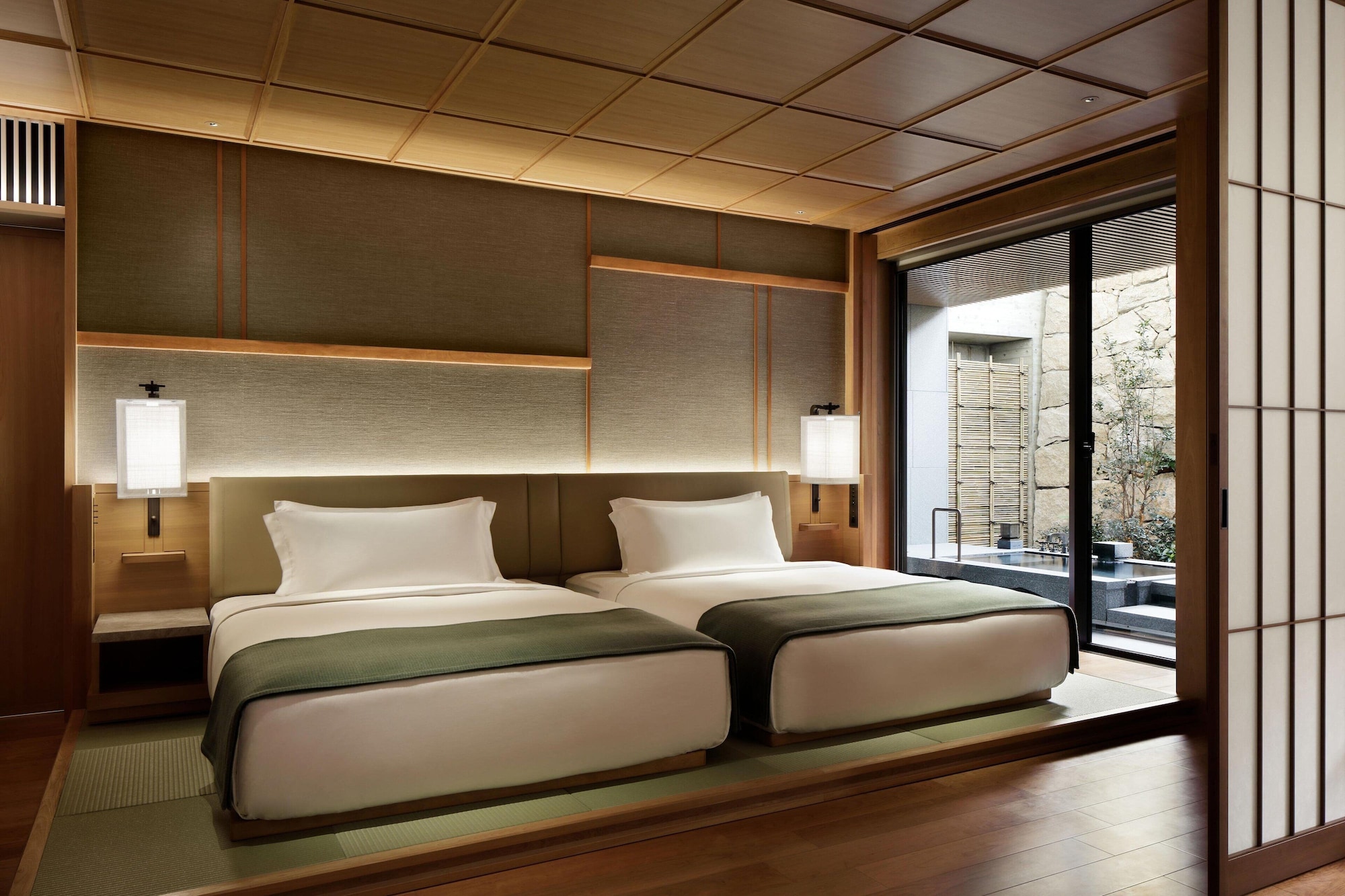 Tower, Suite, 2 Double Beds, Courtyard View