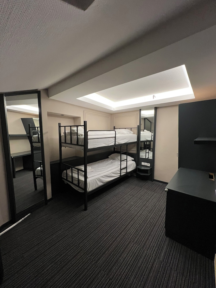Room, Bunk Bed