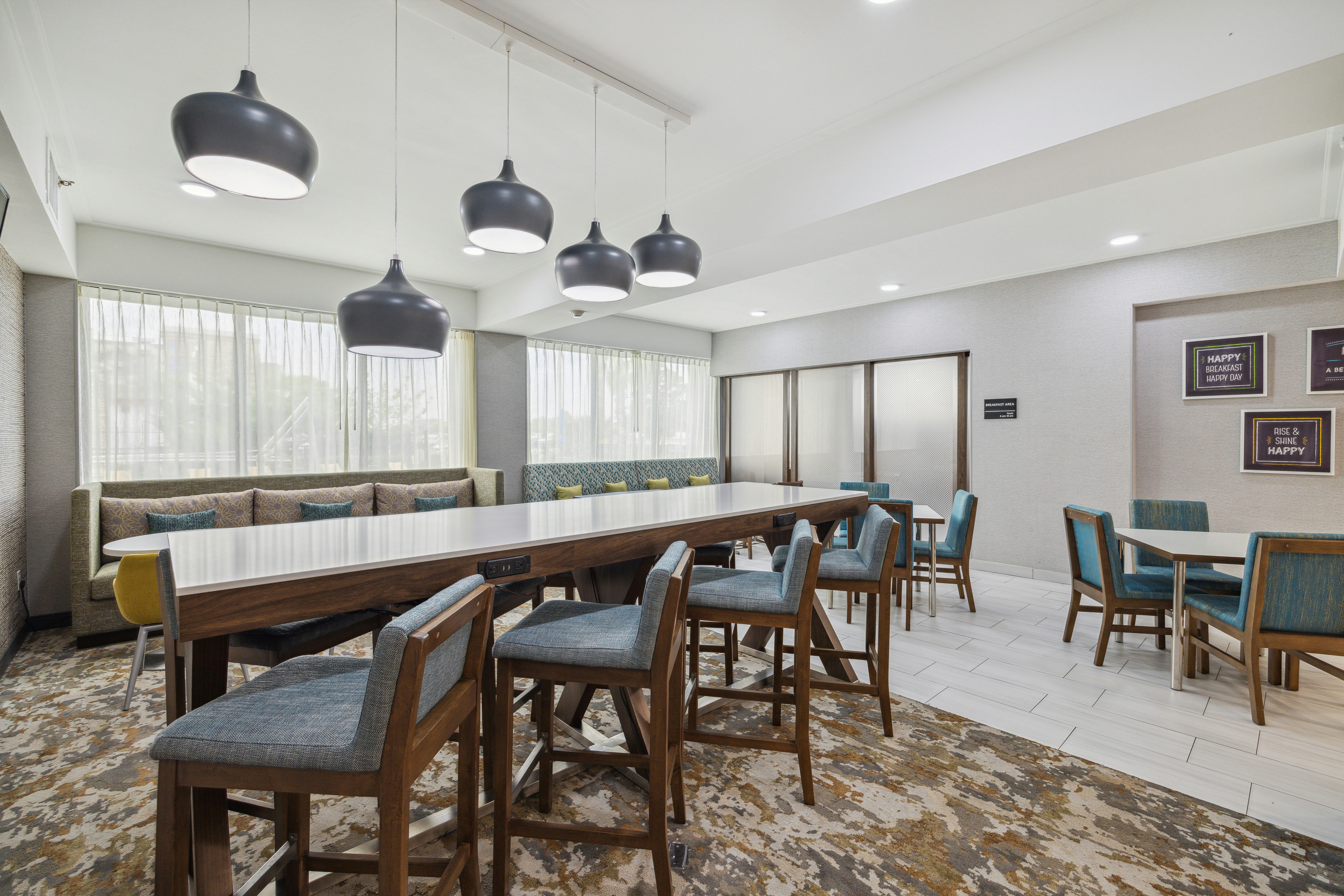 Hampton Inn Houston-Brookhollow 49/59