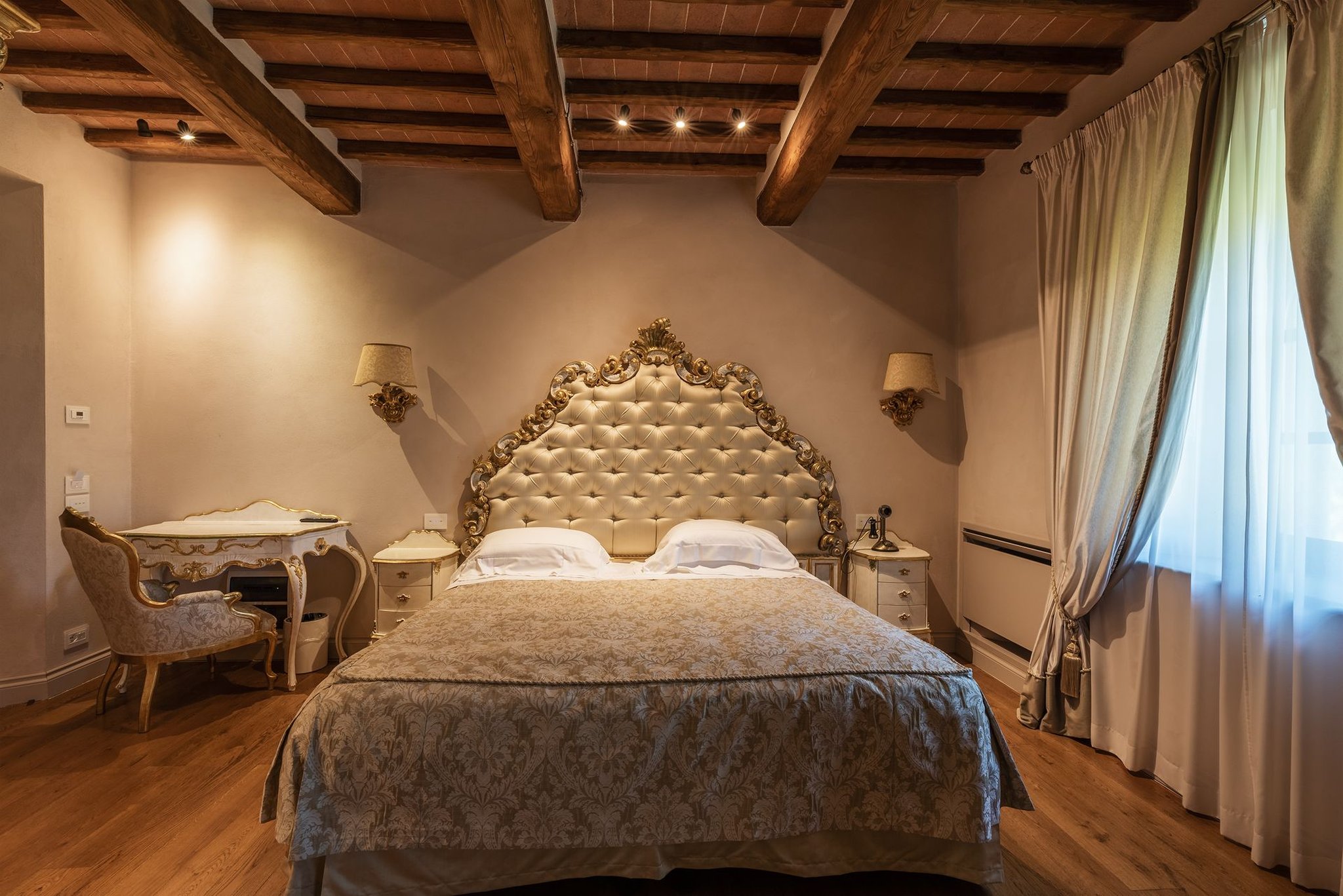 Spa, Deluxe, Suite
