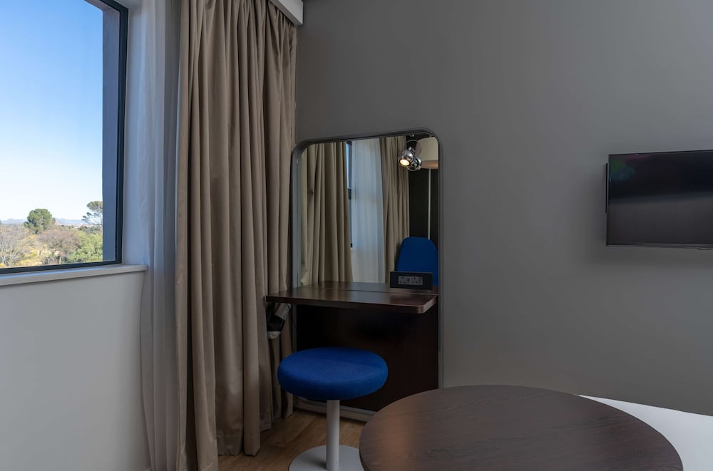 Park Inn by Radisson Polokwane 36/77