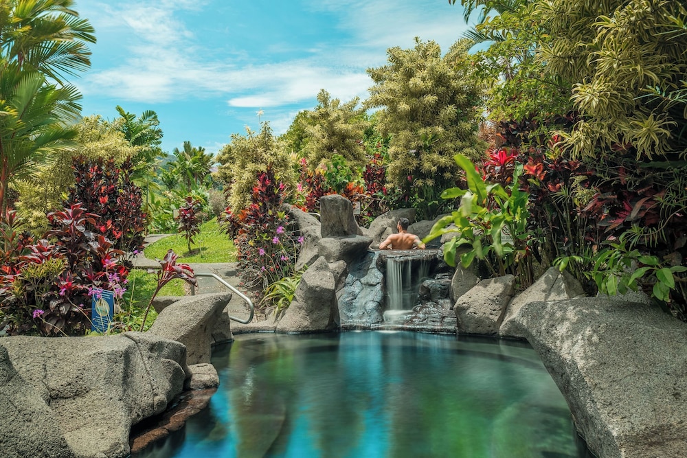 ARENAL KIORO SUITES AND SPA 66/71