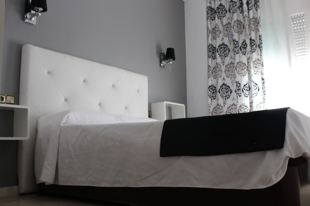 hostal abril
