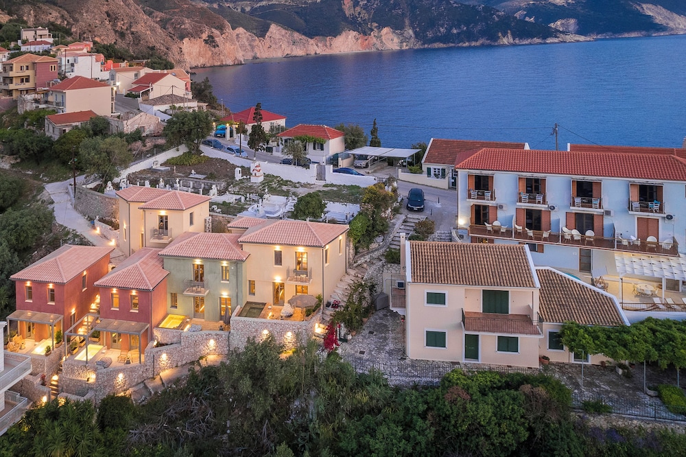 Chromata Assos Villas Kefalonia 56/63
