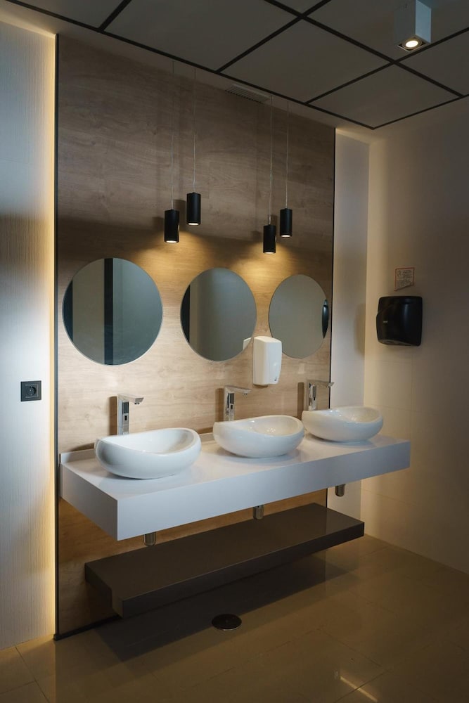 Hotel Triana 46/46