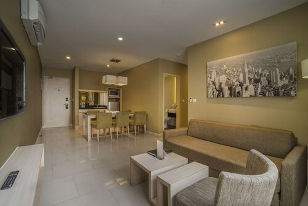 eL Hotel Jakarta 27/47