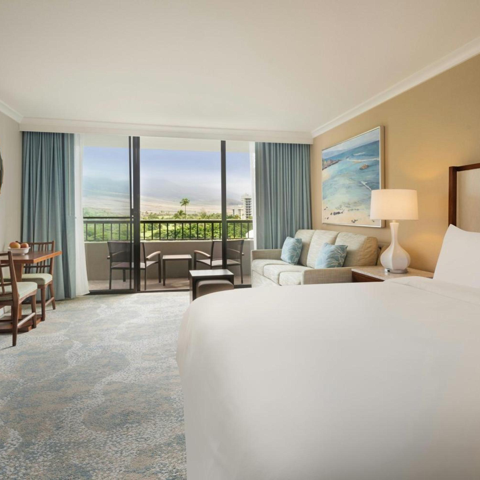Room, King Bed, Garden View
