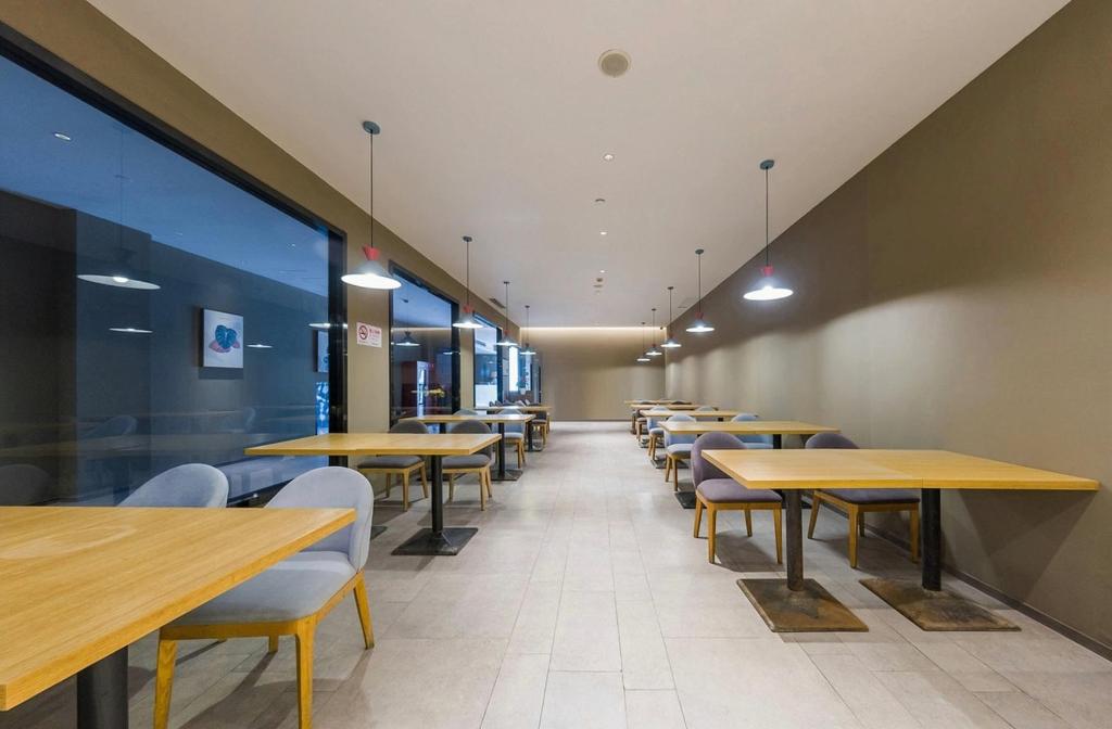 Home Inn Neo (Shanghai Songjiang Songwei North Road Branch) 52/54