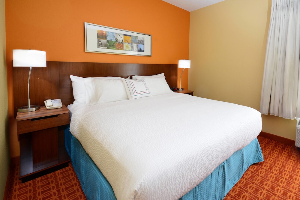 Fairfield Inn And Suites Winston Salem Hanes Mall 13/71