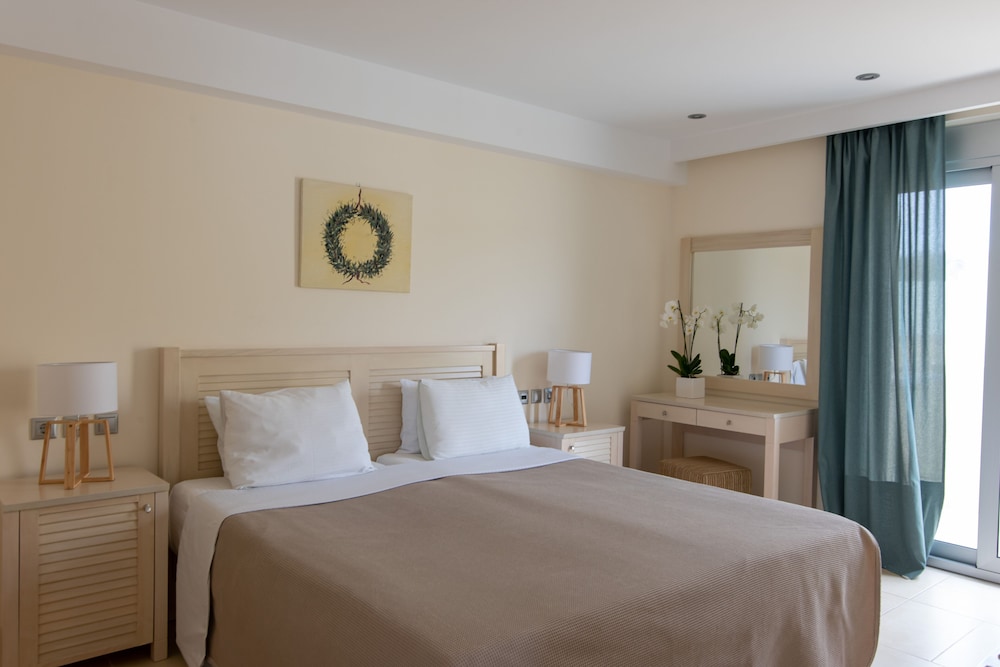 2 BEDROOMS, RESIDENCE, SEA VIEW, 2 BATHROOMS