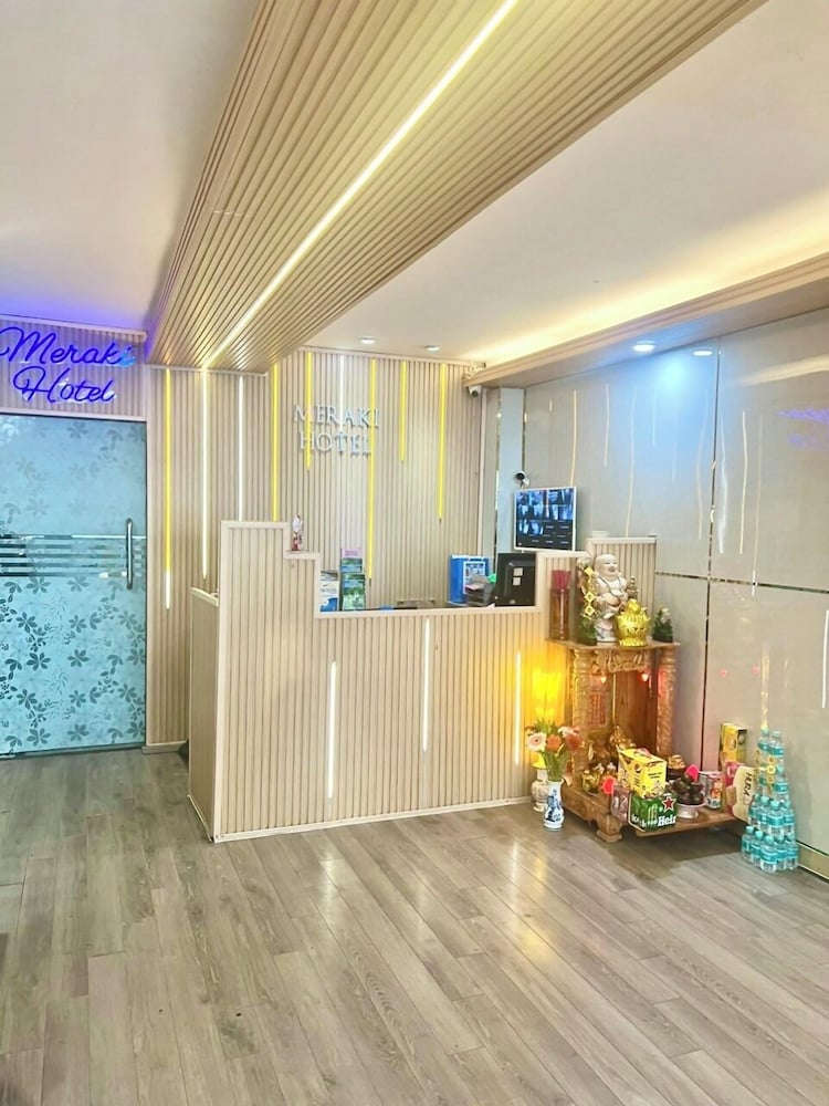 Meraki Hotel 4/68