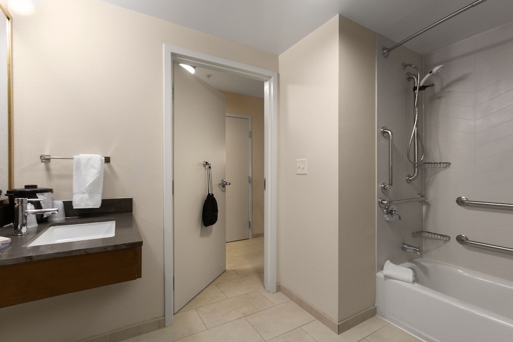 Fairfield Inn Suites Elizabeth City 40/43