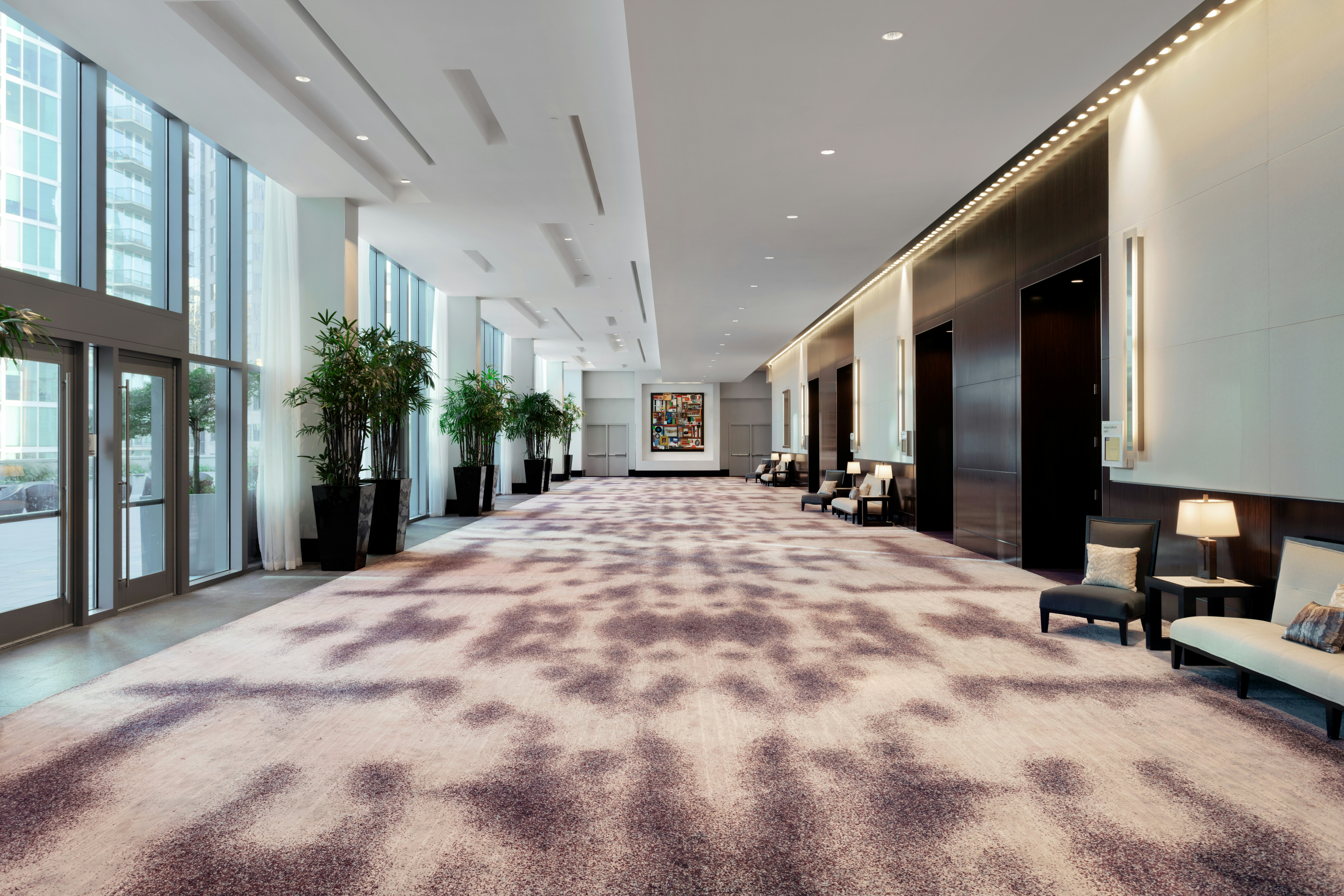 Loews Atlanta Hotel 72/83