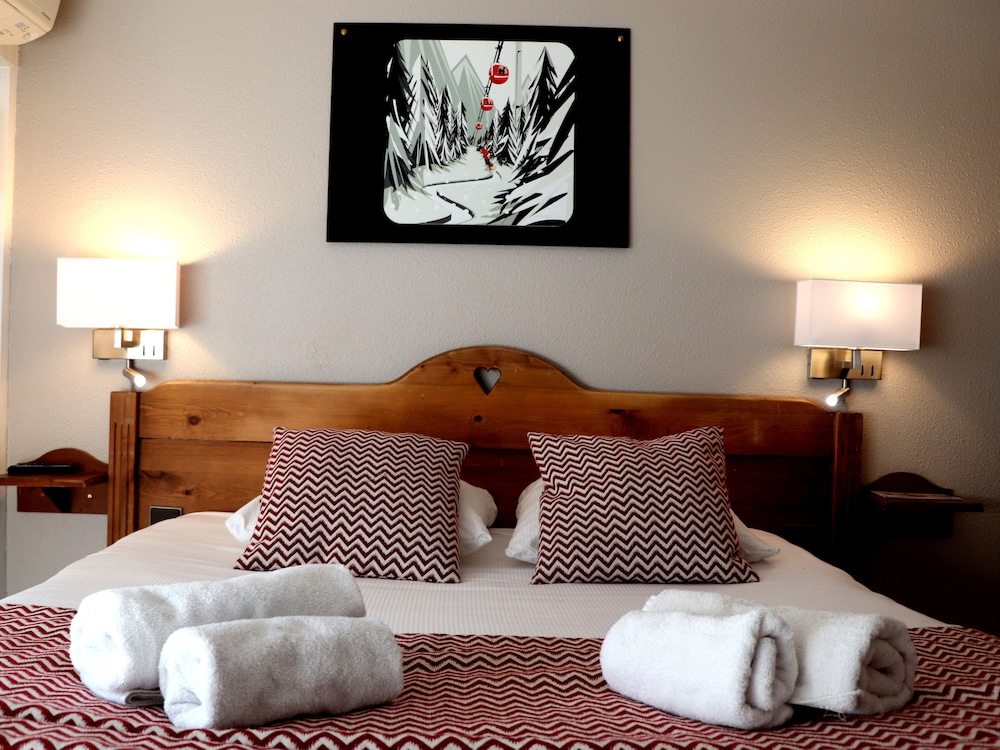 Hotel the Originals Porte de Geneve Annemasse Sud 41/54